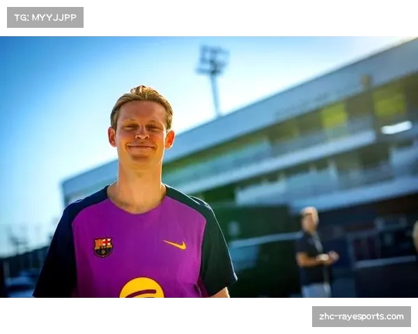 巴萨中场新星汤米马克斯获看好 被视作德容潜在接班人